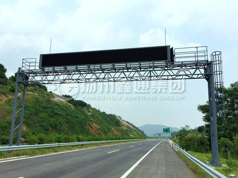 LMJ-003，桁架式情報(bào)板龍門(mén)架